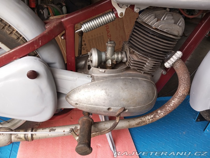 Jawa 250 Pérák 1952