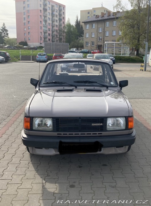 Škoda 120 120L 1987