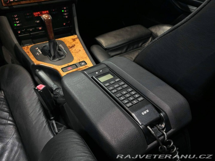 Ostatní značky Ostatní modely Alpina B10 V8 Sedan Switch-Tronic 1997