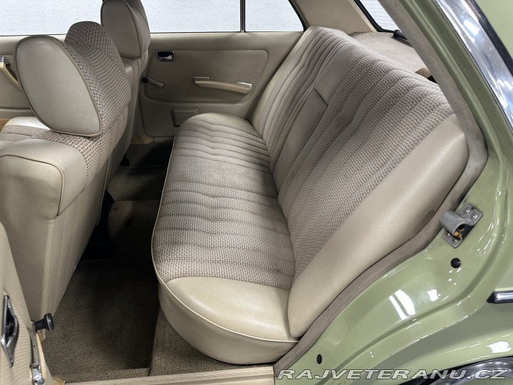 Mercedes-Benz 200 1978