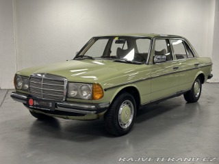 Mercedes-Benz 200 1978