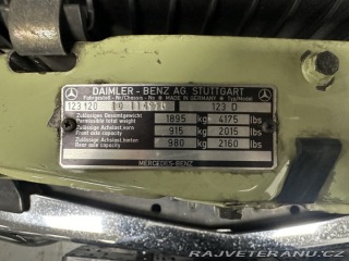 Mercedes-Benz 200 1978