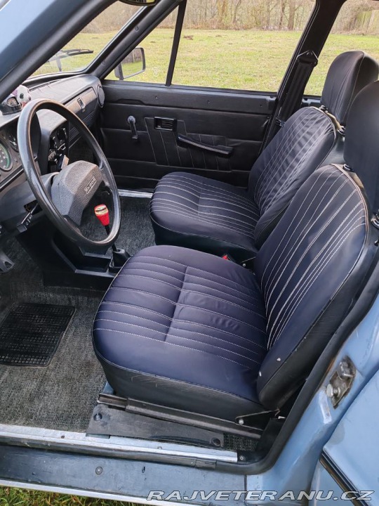 Škoda 120 sedan 1988