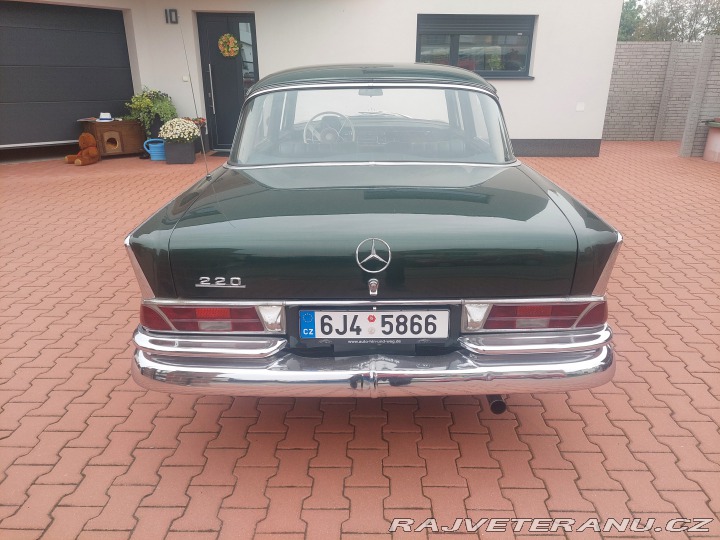 Mercedes-Benz 220 1964