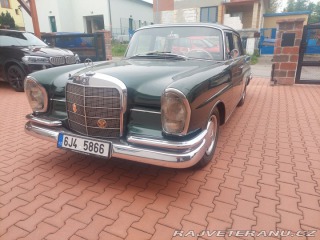 Mercedes-Benz 220 1964