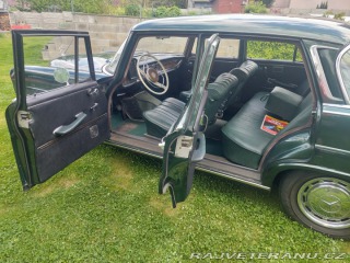 Mercedes-Benz 220 1964