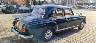 Mercedes-Benz Ostatní modely 219 Ponton 1957
