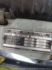 Mercedes-Benz 240 w123d 1976