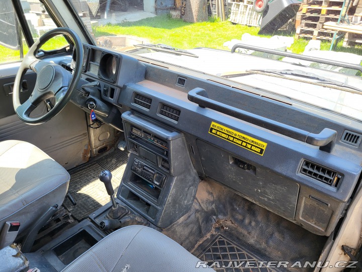 Mitsubishi Pajero 1 1988