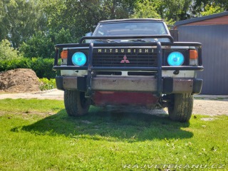 Mitsubishi Pajero 1 1988