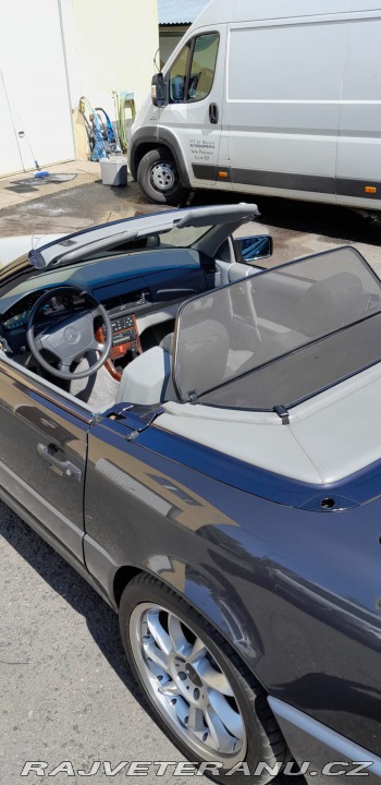 Mercedes-Benz SL 500 1992