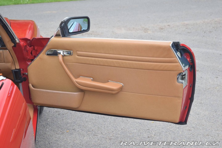 Mercedes-Benz 500 500SL 107 1985
