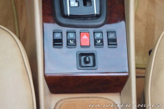 Mercedes-Benz 500 500SL 107 1985