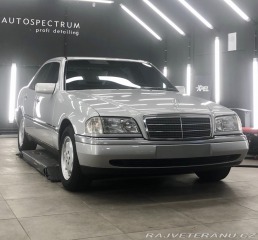 Mercedes-Benz C C200