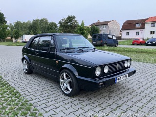 Volkswagen Golf 1.8i Cabrio Karmann