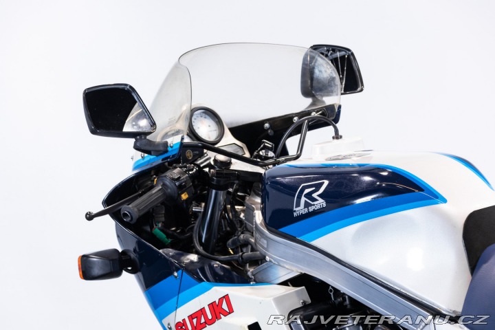 Suzuki GSX GSXR 1100 1986