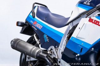 Suzuki GSX GSXR 1100 1986