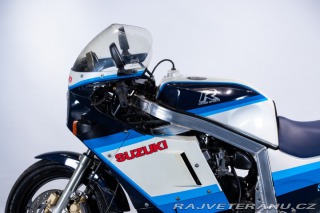 Suzuki GSX GSXR 1100 1986