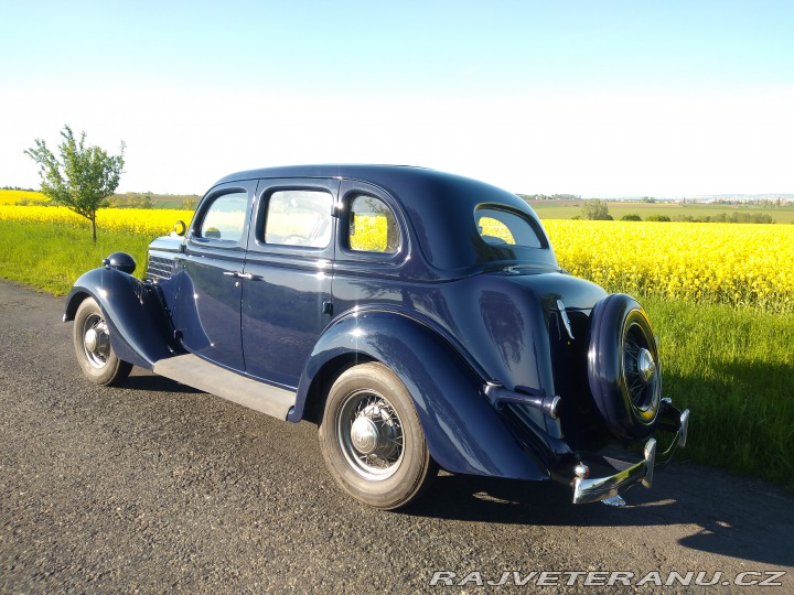 Ford V8 1935