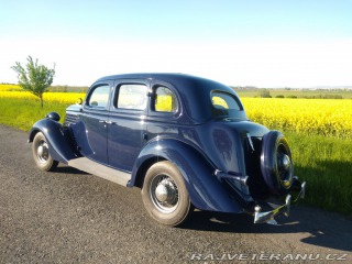 Ford V8 1935