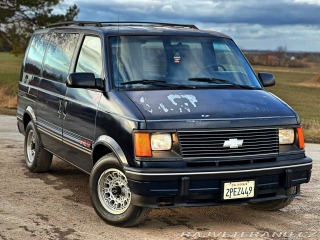 Chevrolet  Van AWD | 4.3 V6