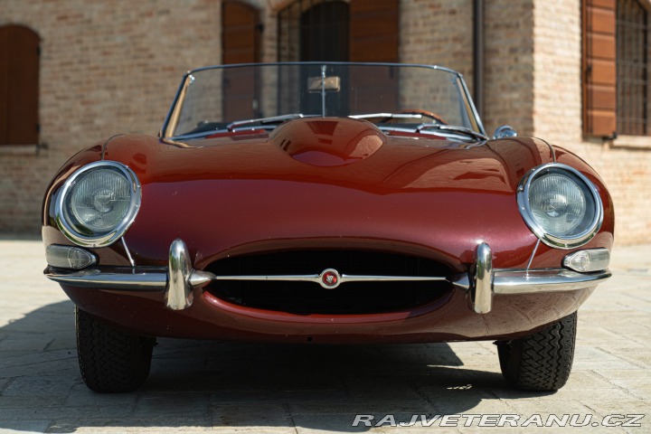 Jaguar E-Type SPIDER 1964