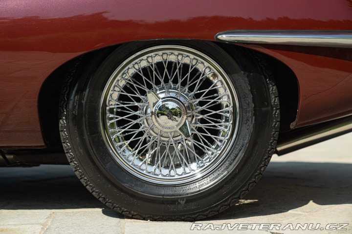 Jaguar E-Type ROADSTER 1964