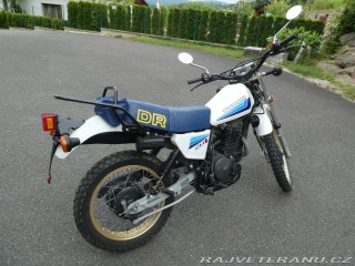 Suzuki DR 500 S