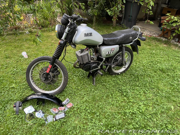 Ostatní značky Ostatní modely MZ ETZ 150 1990