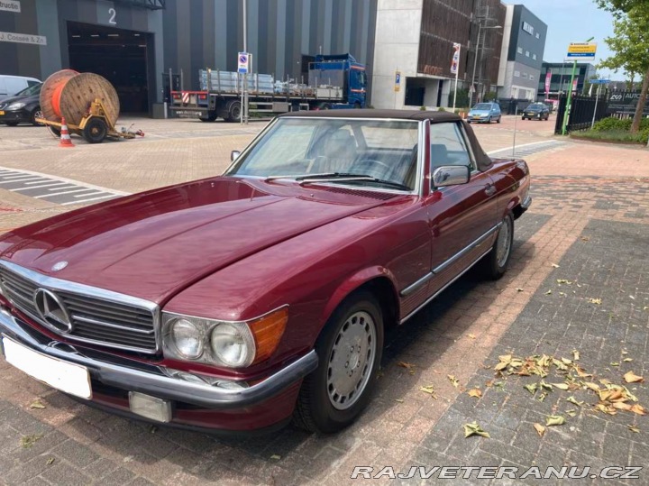 Mercedes-Benz 560 SL 1988