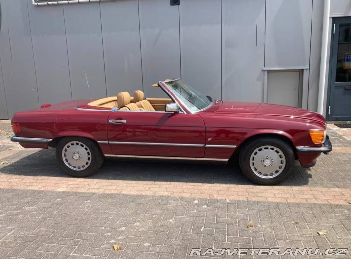 Mercedes-Benz 560 SL 1988