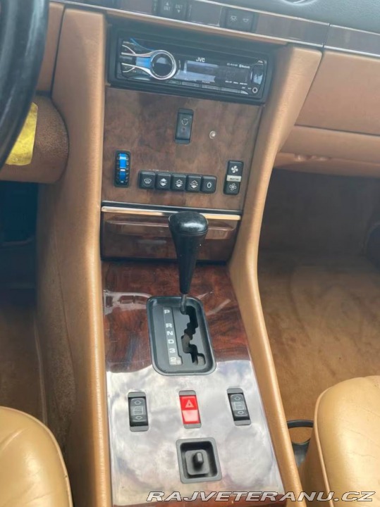Mercedes-Benz 560 SL 1988