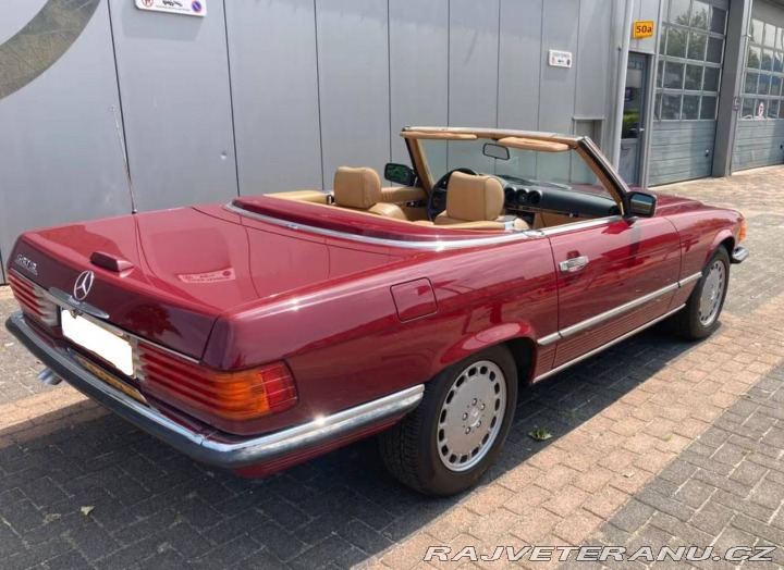 Mercedes-Benz 560 SL 1988