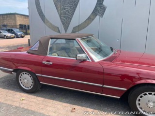 Ostatní značky Ostatní modely Bercedes Benz 560 SL 1988