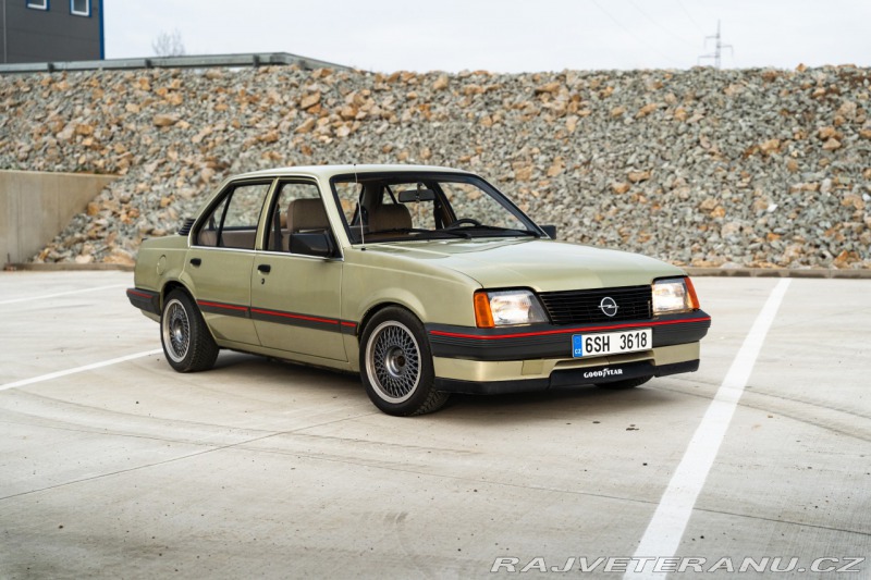Opel Ascona C
