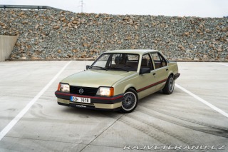 Opel Ascona C 1986