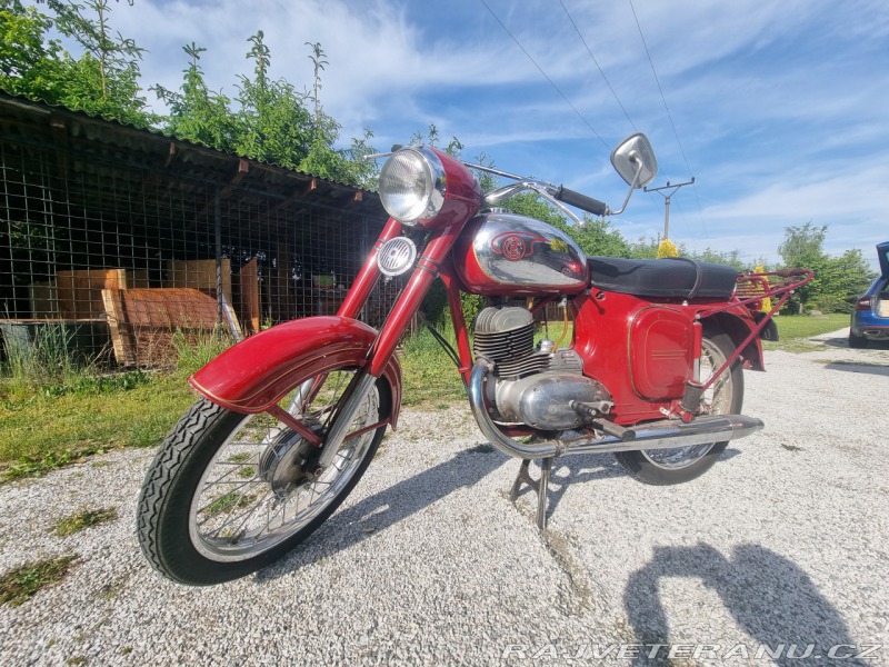 ČZ 175 