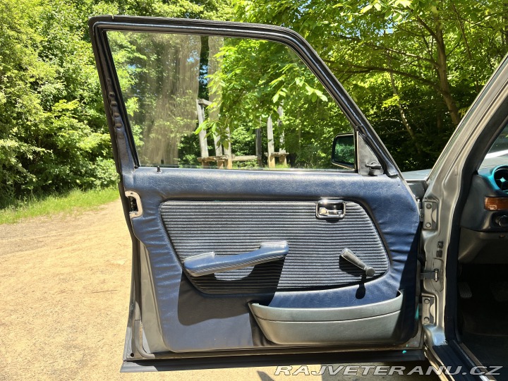 Mercedes-Benz 280 W123 LUX 1980