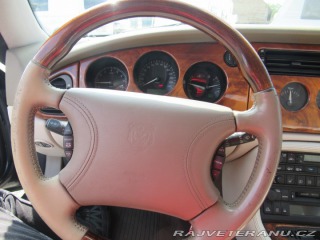 Jaguar XK8 Servisní knížka 1998