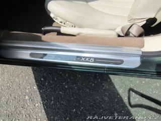 Jaguar XK8 Servisní knížka 1998