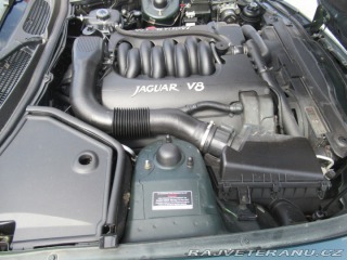 Jaguar XK8 Servisní knížka 1998