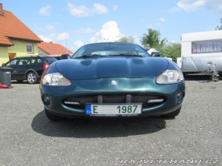 Jaguar XK8 Servisní knížka 1998