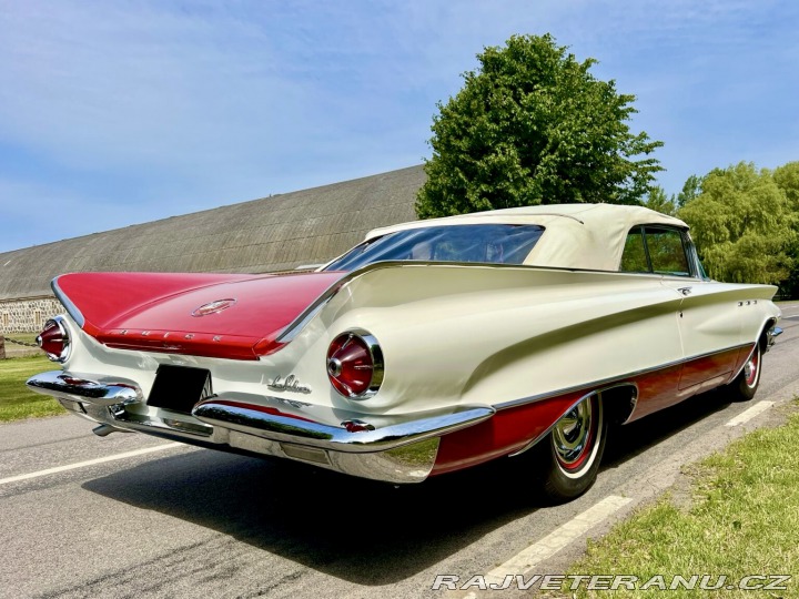 Buick LeSabre Convertible 1960