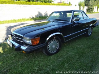 Mercedes-Benz 380 R107