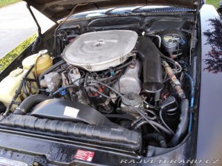 Mercedes-Benz 380 R107 1985