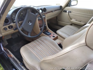 Mercedes-Benz 380 R107 1985