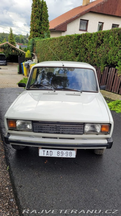 Lada 2105 VAZ 2105 1988