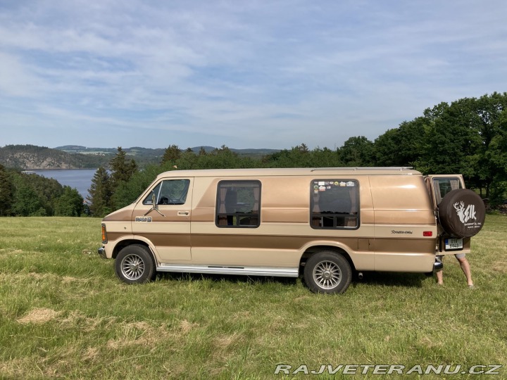Dodge RAM B 350 1984
