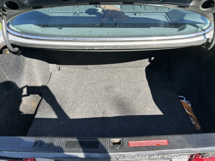 Mercedes-Benz 300 W126 1989