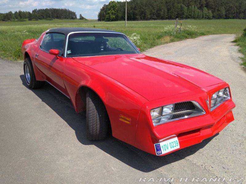 Pontiac Firebird Esprit